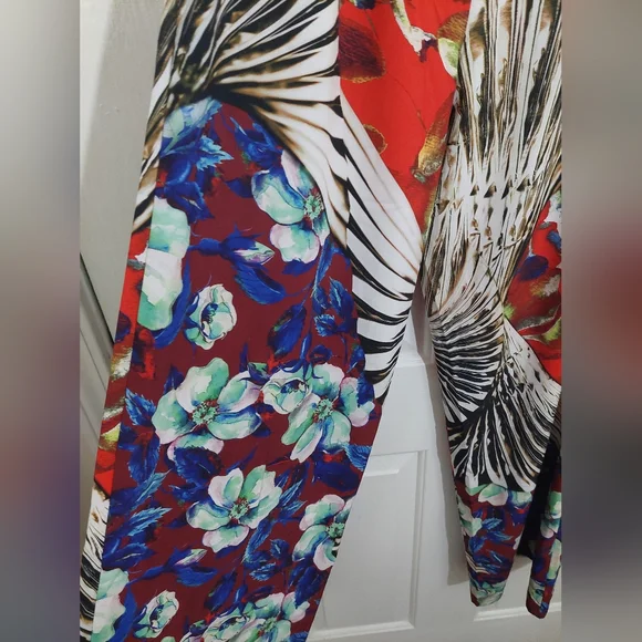 Clover CANYON Floral Halter Jumpsuit MEDIUM NWT HOST PICK! - Picture 6 of 8